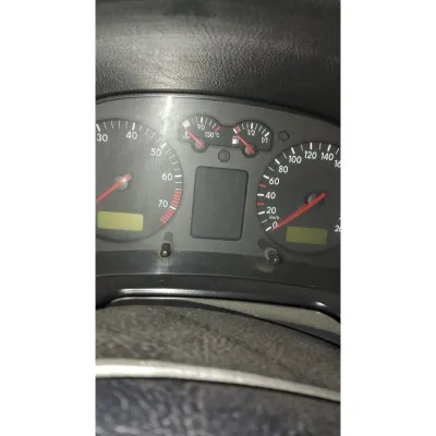 Volkswagen Bora 2001 gösterge saati