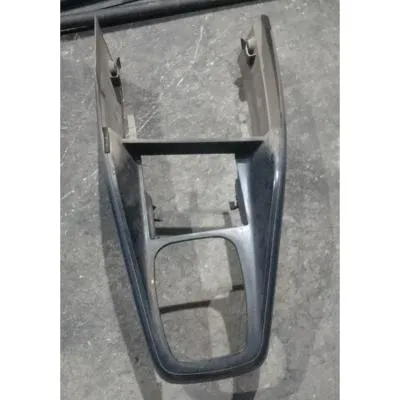 Volkswagen Bora 1.6 benzinli  vites konsolu çıkma orjinal