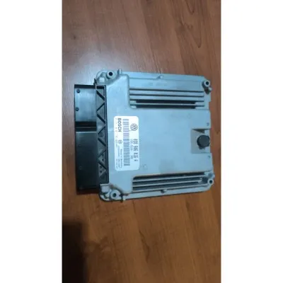 Volkswagen Transporter T5 1.9 TDi motor beyni  03890616a