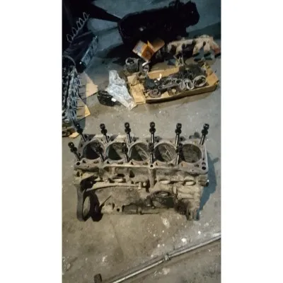 Volkswagen caravelle T4 2.4 tdı 5 silindir çıkma orjinal blok