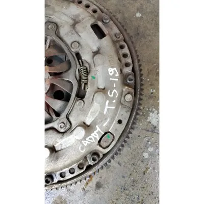 Volkswagen Transporter T5 1.9 baskı balata volant seti çıkma orjinal