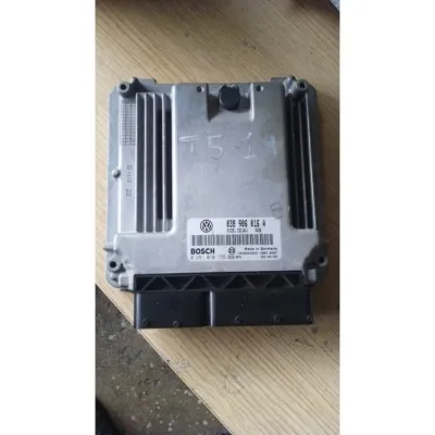 Volkswagen Transporter T5 1.9 çıkma orjinal motor beyni 038906016A
