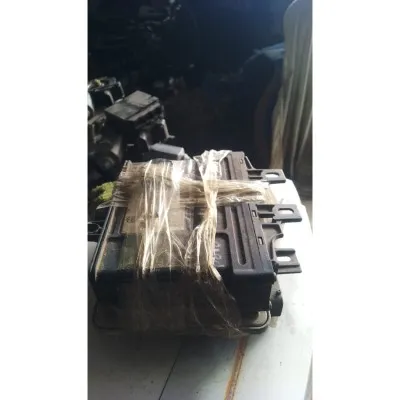 Volkswagen Polo 1.4 otomatik şanzıman beyni ve motor beyni çıkma orjinal