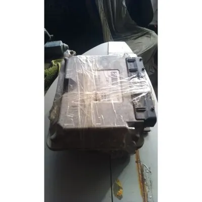 Volkswagen Polo 1.4 otomatik şanzıman beyni ve motor beyni çıkma orjinal