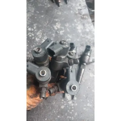 0445110083 0445110 083 Opel Corsa fiat Doblo idea Palio 1.3 cdti Multijet mazot enjektörü çıkma orijinal