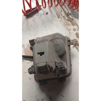 Volkswagen volt LT 35 sağ ön far çıkma orijinal