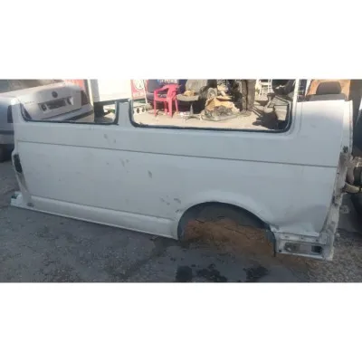 Volkswagen Caravelle sol arka çamurluk uzun şase çıkma