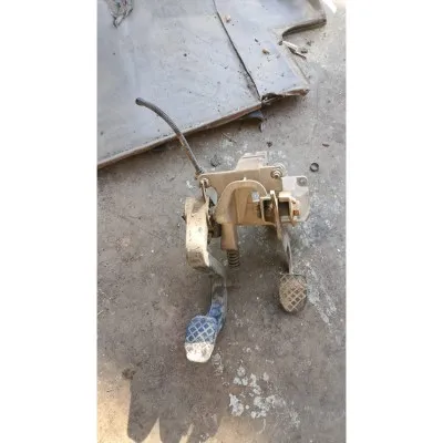 Lt 35 lt 46 volt debriyaj fren pedalı