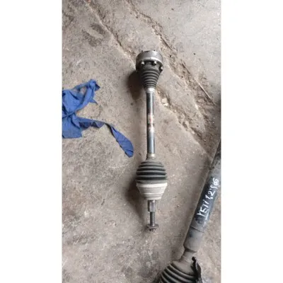 Skoda yeti 1.2 diğer çıkma orijinal sol aks