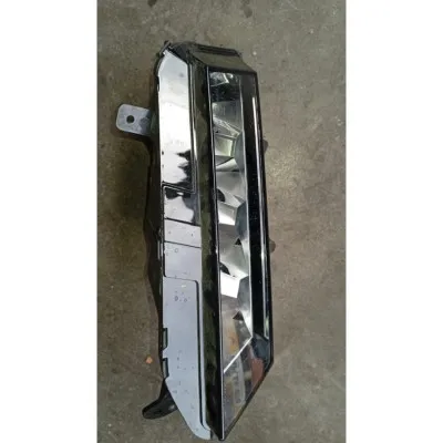 Skoda Kamiq  Scala Sol Sis Farı 2019-2023  Sis Farı Led - 657941699