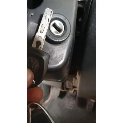 1998 model Polo hatchback çıkma orijinal kontakt ve anahtarı