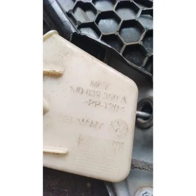 2005 model Volkswagen Bora çıkma orjinal sağ arka kapı kilidi 1J0838350A