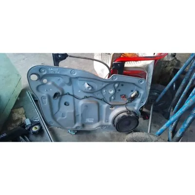 2007 model Volkswagen Caddy sol ön cam krikosu çıkma orjinal