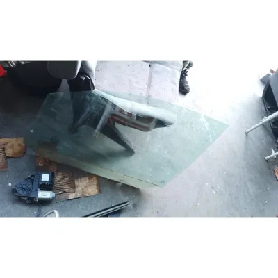 2007 model Volkswagen Caddy sol ön kapı camı çıkma orjinal