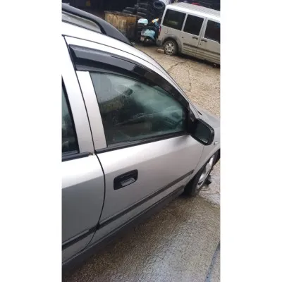 Opel Astra G Station Wagon 1.7 xdtl dizel Gümüş 2000 Model Gri Çıkma Orjinal sağ ön kapı komple