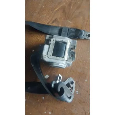  sol emniyet kemeri 7D0857805 çıkma sağlam