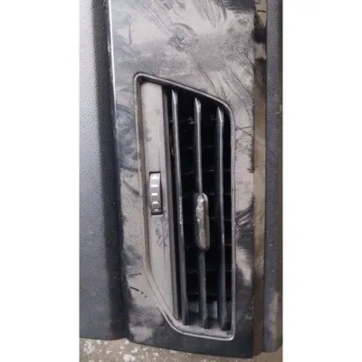 2018 Polo sağ taraf kalorifer üfleme ızgarası