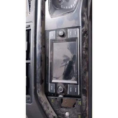 2017-2018 Volkswagen Polo teyp radyo multimedya ekranı