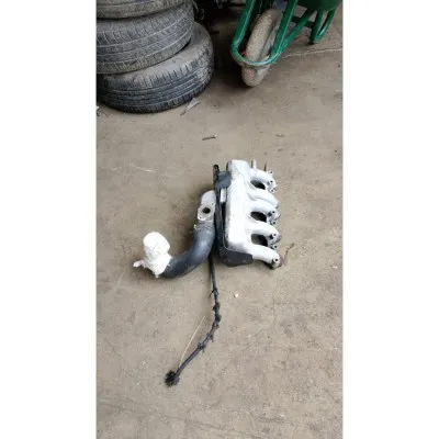 Volkswagen Transporter T4 2.5 TDI Emme manifoldu çıkma orijinal