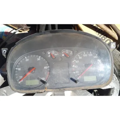 Volkswagen Transporter T4 gösterge paneli çıkma orjinal 7D0920801B