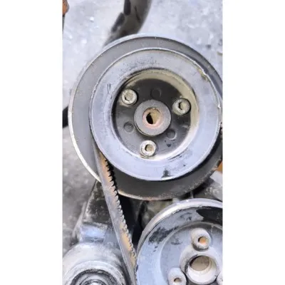 Audi A6 1.8 ADR motor direksiyon pompa kasnağı