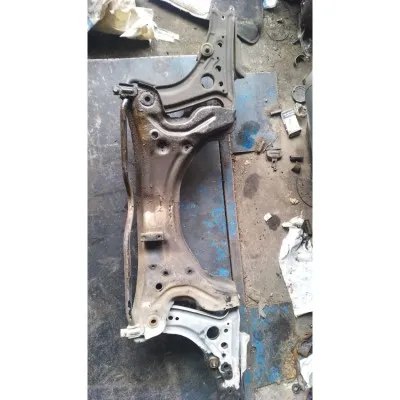 Volkswagen Polo hatchback 98 model motor traversi çıkma orijinal