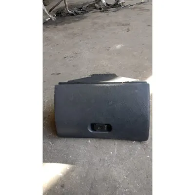 Polo hatchback 98 model torpido kapağı