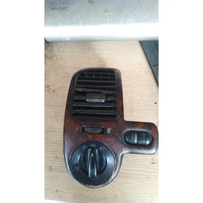 97-01 Volkswagen Polo classıc sol ön üfleme ızgarası çıkma orjinal