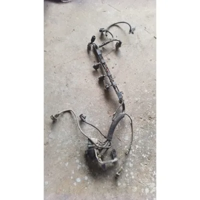 97-01 Volkswagen Polo classıc 1.6 enjektör tesisatı çıkma orjinal