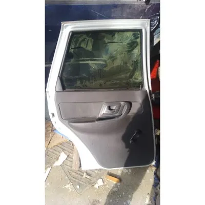 97-01 Volkswagen Polo classıc sol arka kapı çıkma orjinal