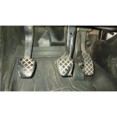 Volkswagen Bora 1998 2004 model çıkma orijinal pedal seti