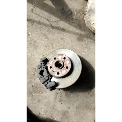 Volkswagen Transporter T4 2.5 sağ ön taşıyıcı