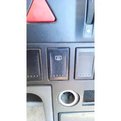 Volkswagen Transporter T4 rezidans düğmesi çıkma orjinal