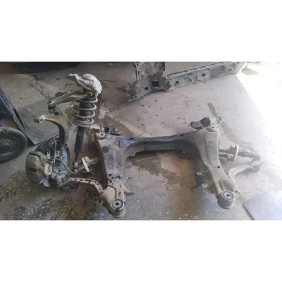 Volkswagen Passat B5.5 1.9 tdı çıkma orjinal motor traversi otomatik tipli