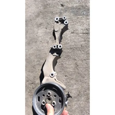 Volkswagen Caddy klima kompresör ayağı 045903143f