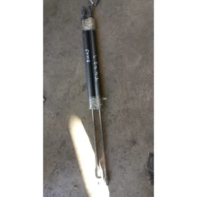 Transporter T4  Bagaj amortisörü çıkma orjinal