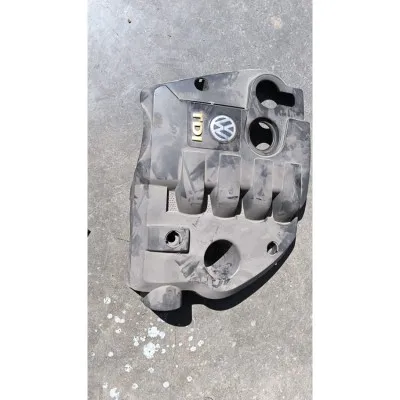 Volkswagen Passat b5,5 motor üst plastik kapağı 038103925e