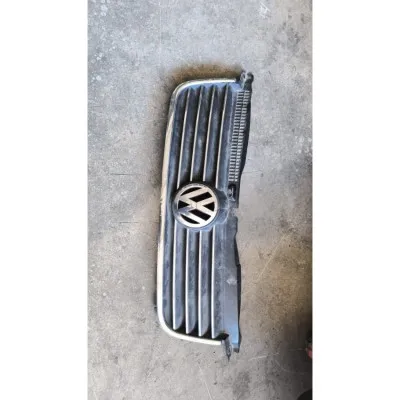 Volkswagen Passat b5,5 ön panjur çıkma orjinal