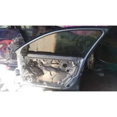 Volkswagen Passat B5.5 sağ ön kapı çıkma orjinal