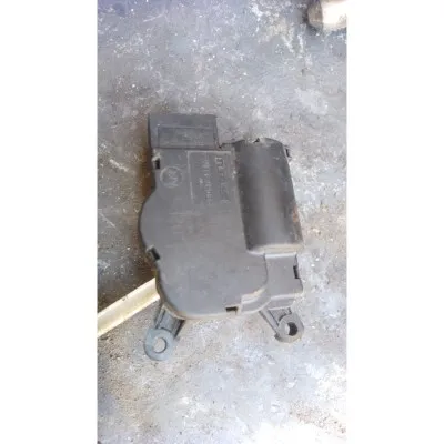 ÇIKMA AUDİ Q7 KLİMA AYIRICI MOTOR 52411483R04