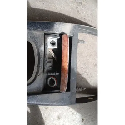 Volkswagen Passat B5 buçuk çıkma orijinal ahşap  çakmaklık kül tablasi