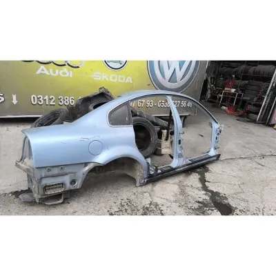 Volkswagen Passat B5.5 sağ arka kelebek camı 