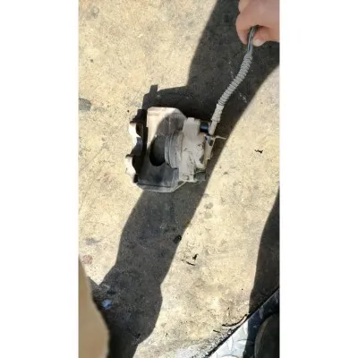 Transporter T5 sol ön fren kliperi