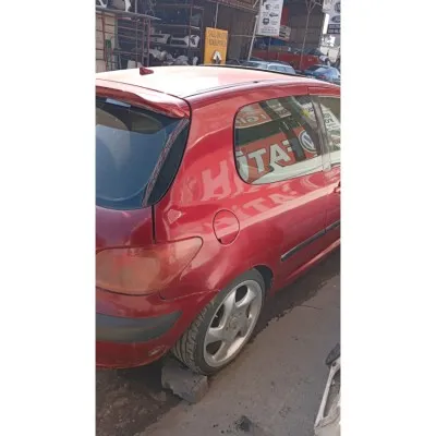 Peugeot 307 2002 hatchback sağ arka çamurluk çıkma orijinal
