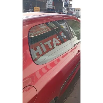 Peugeot 307 2002 model çıkma orijinal sağ kelebek camı