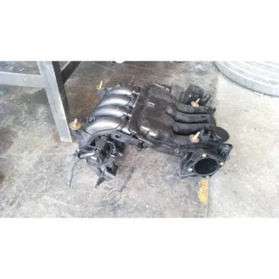 1.6 benzinli Akl emme manifoldu çıkma orjinal