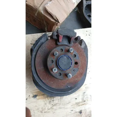 Volkswagen  Golf 5 Golf 6  Touran Jetta Octavia sağ arka taşıyıcı çıkma orijinal l