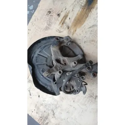 Volkswagen  Golf 5 Golf 6  Touran Jetta Octavia sağ arka taşıyıcı çıkma orijinal l