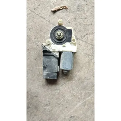 Seat Toledo sol ön cam motoru