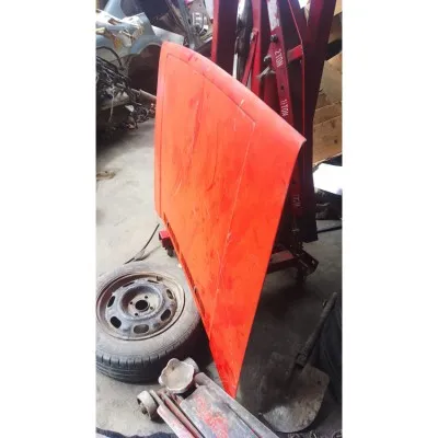 Volkswagen Golf 2 ön motor kaputu çıkma orjinal